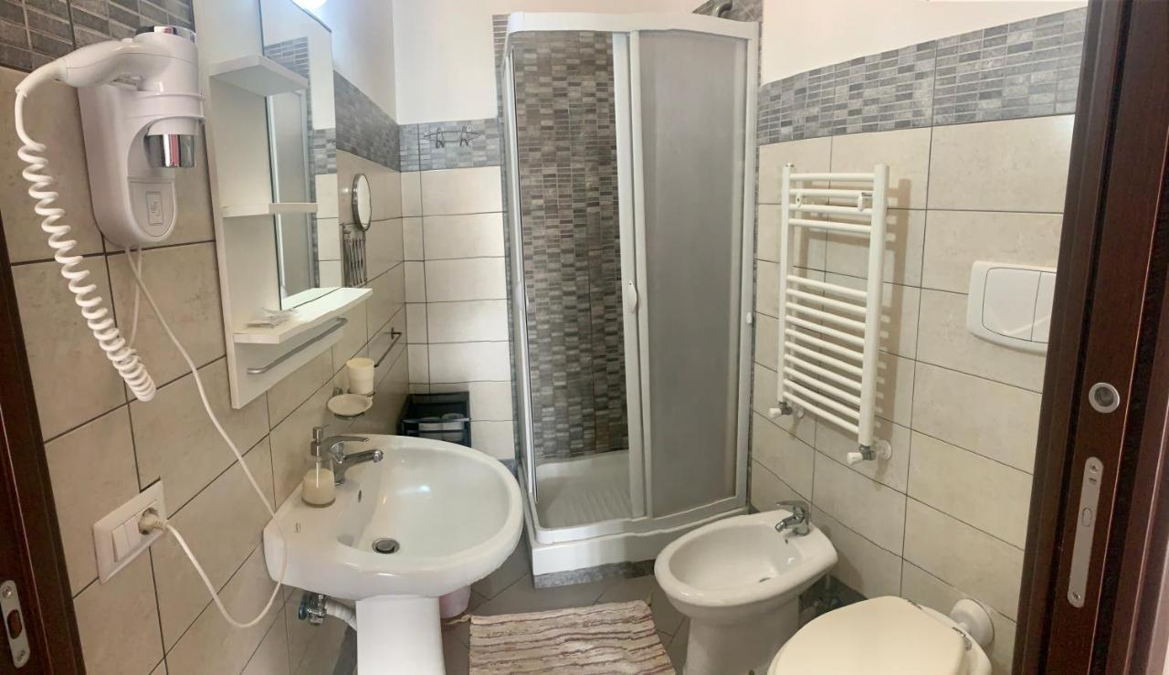 Residenza Cerci Hotel Valmontone Buitenkant foto