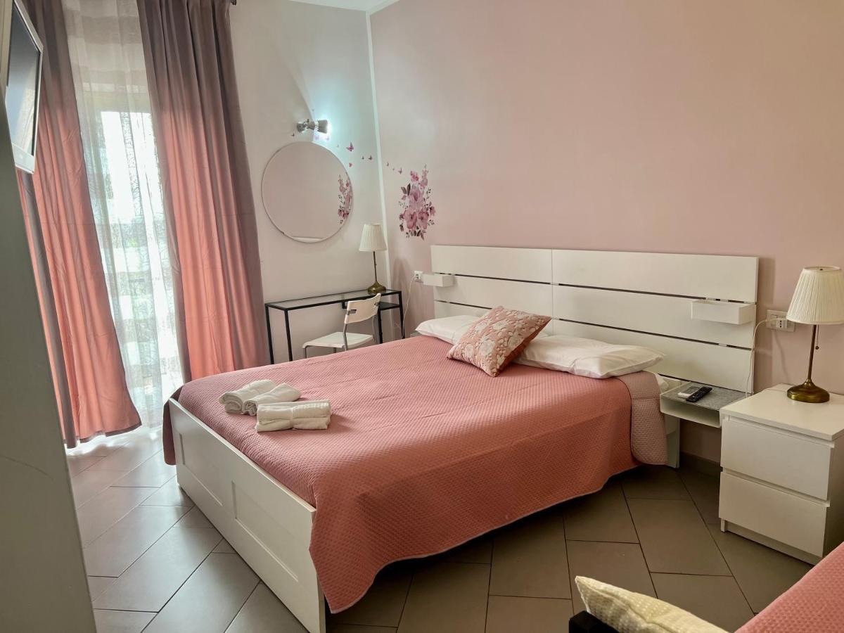 Residenza Cerci Hotel Valmontone Buitenkant foto