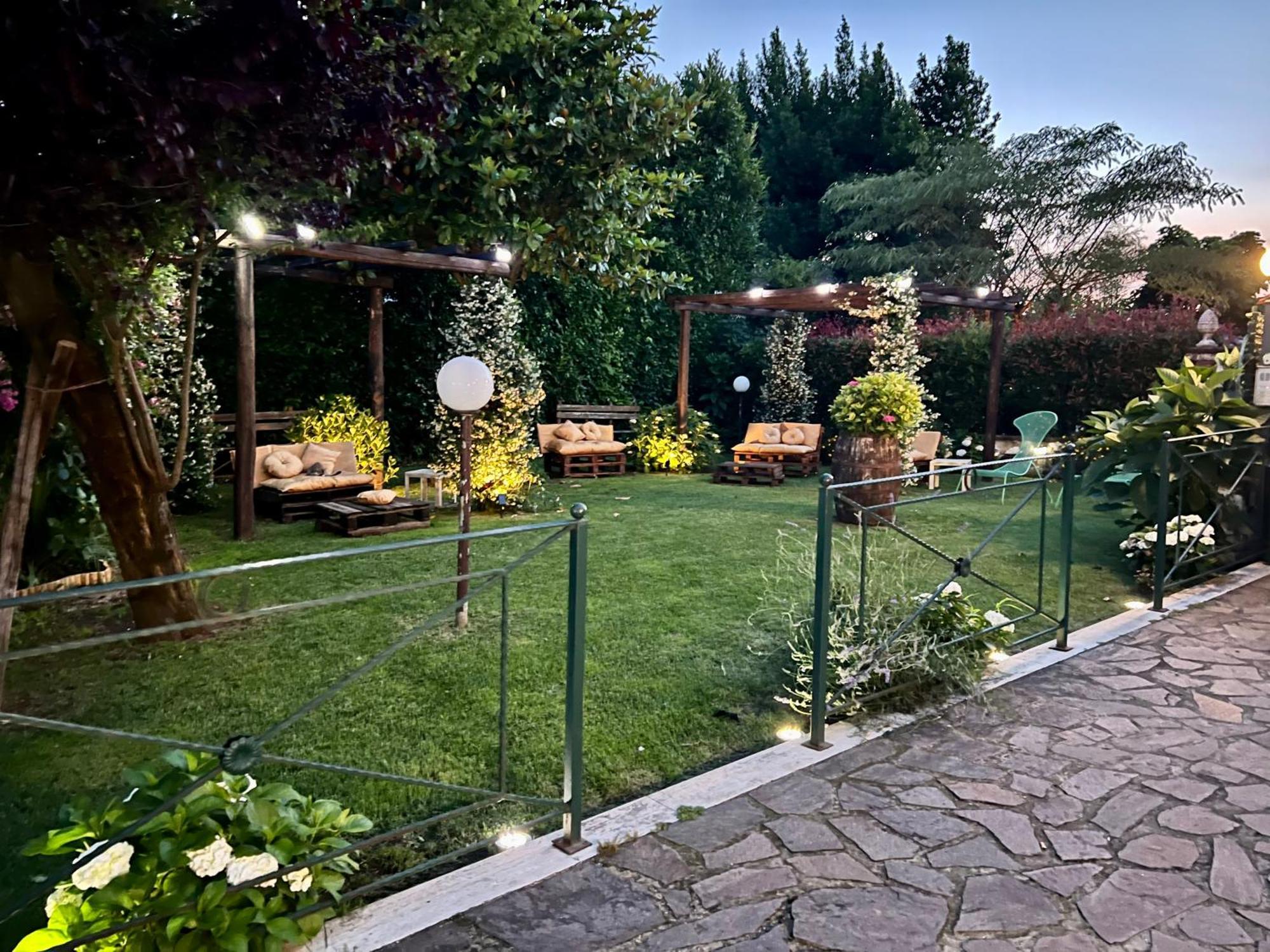 Residenza Cerci Hotel Valmontone Buitenkant foto