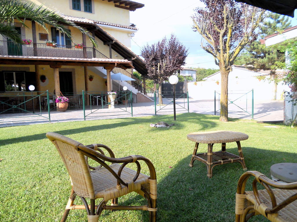 Residenza Cerci Hotel Valmontone Buitenkant foto