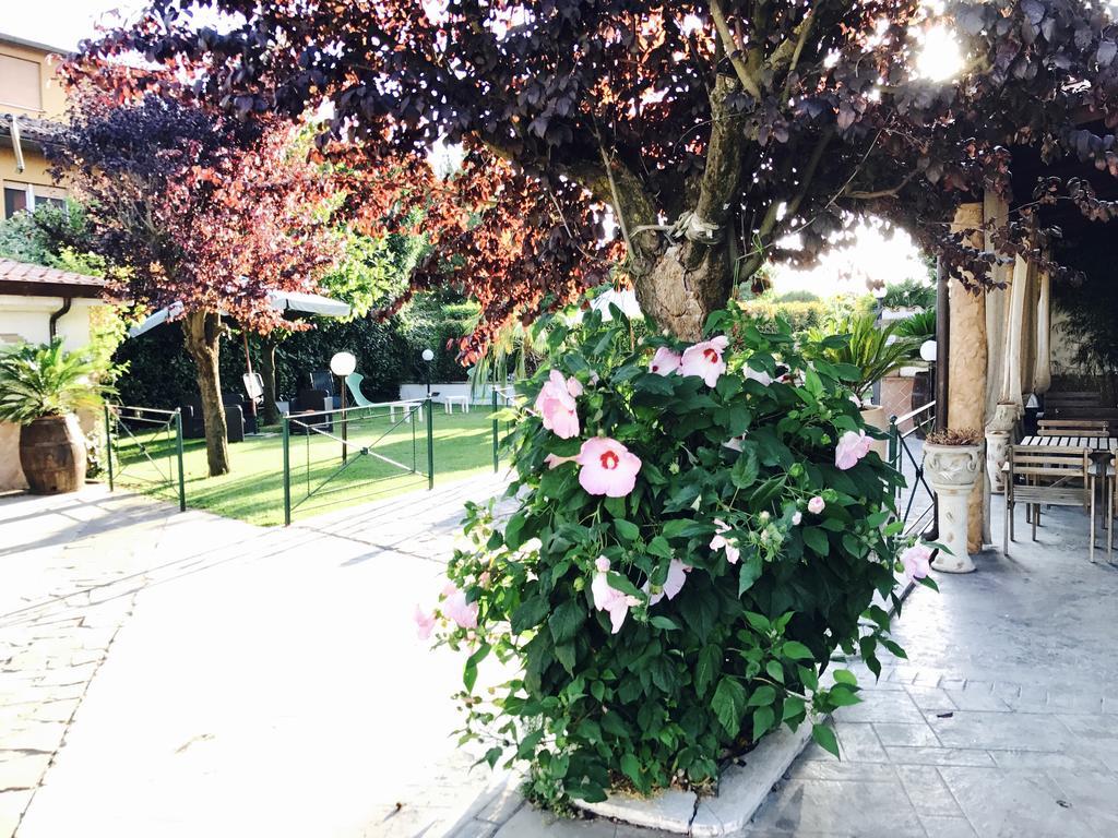 Residenza Cerci Hotel Valmontone Buitenkant foto